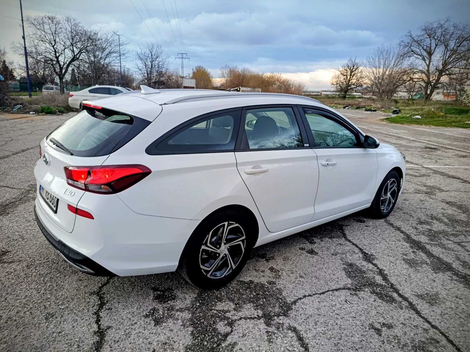 Hyundai I30 1.6.116�� | Mobile.bg � ����������� 9