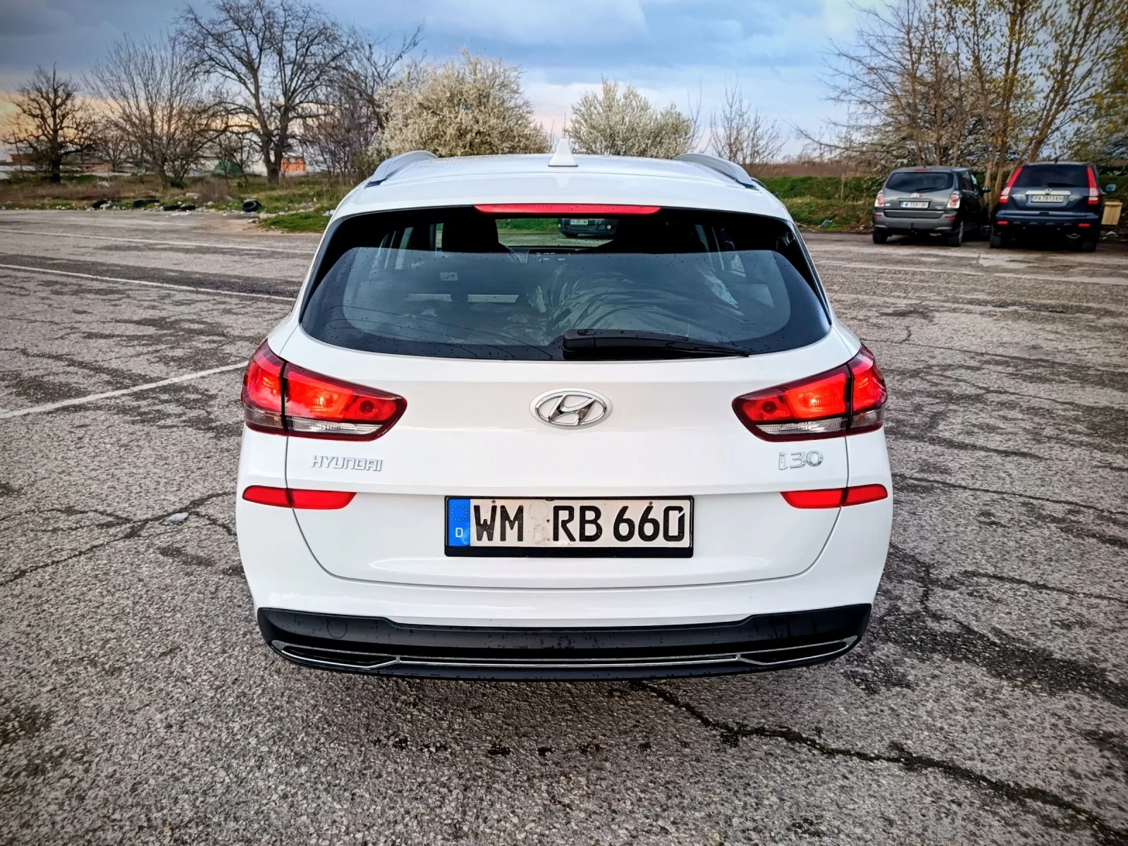 Hyundai I30 1.6.116�� | Mobile.bg � ����������� 10