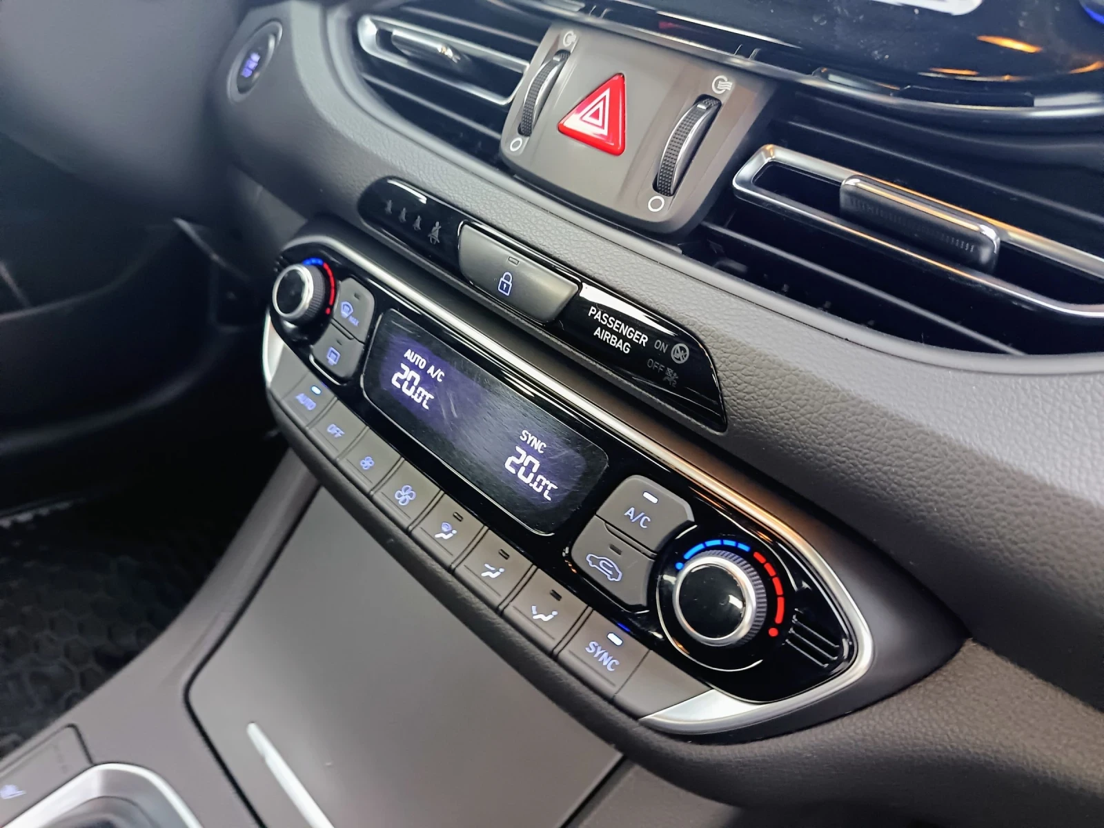 Hyundai I30 1.6.116�� | Mobile.bg � ����������� 16