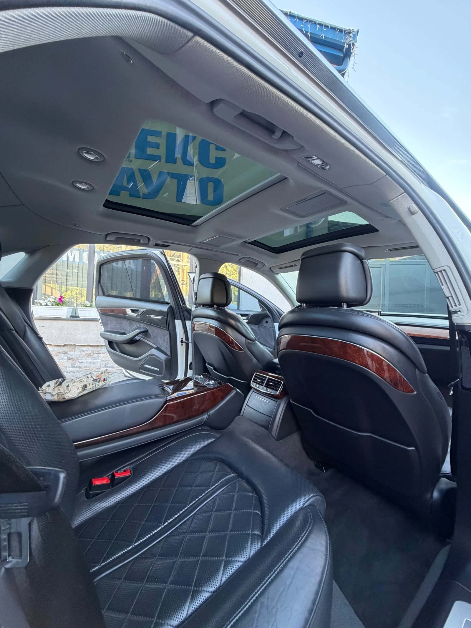 Audi A8 Продавам Audi A8 4.0 TFSI   съчетание от лукс, мощ, снимка 7 - Автомобили и джипове - 54564554