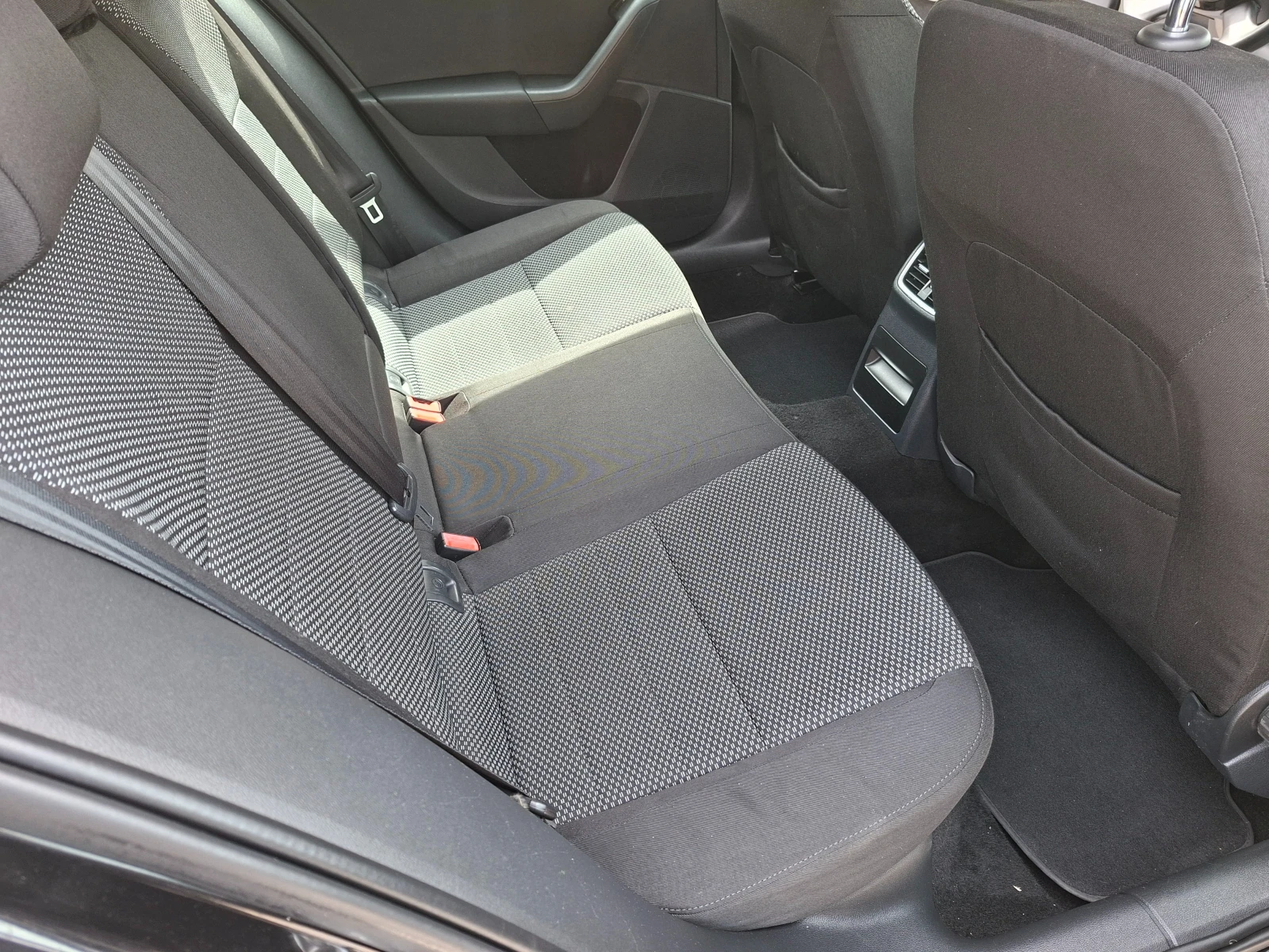 Skoda Octavia 1.4I.G-TEC.NAVI.6sk, снимка 13 - Автомобили и джипове - 54610273