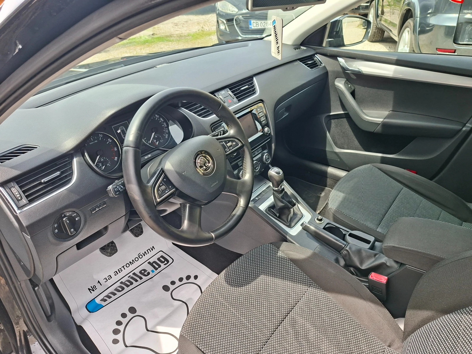 Skoda Octavia 1.4I.G-TEC.NAVI.6sk, снимка 8 - Автомобили и джипове - 54610273
