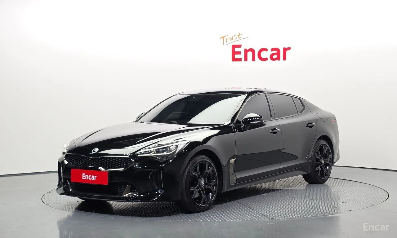 Kia Stinger 2.2 AWD* PLATINUM* ПОДГРЕВ* ОБДУХВАНЕ* НАВИГАЦИЯ* 