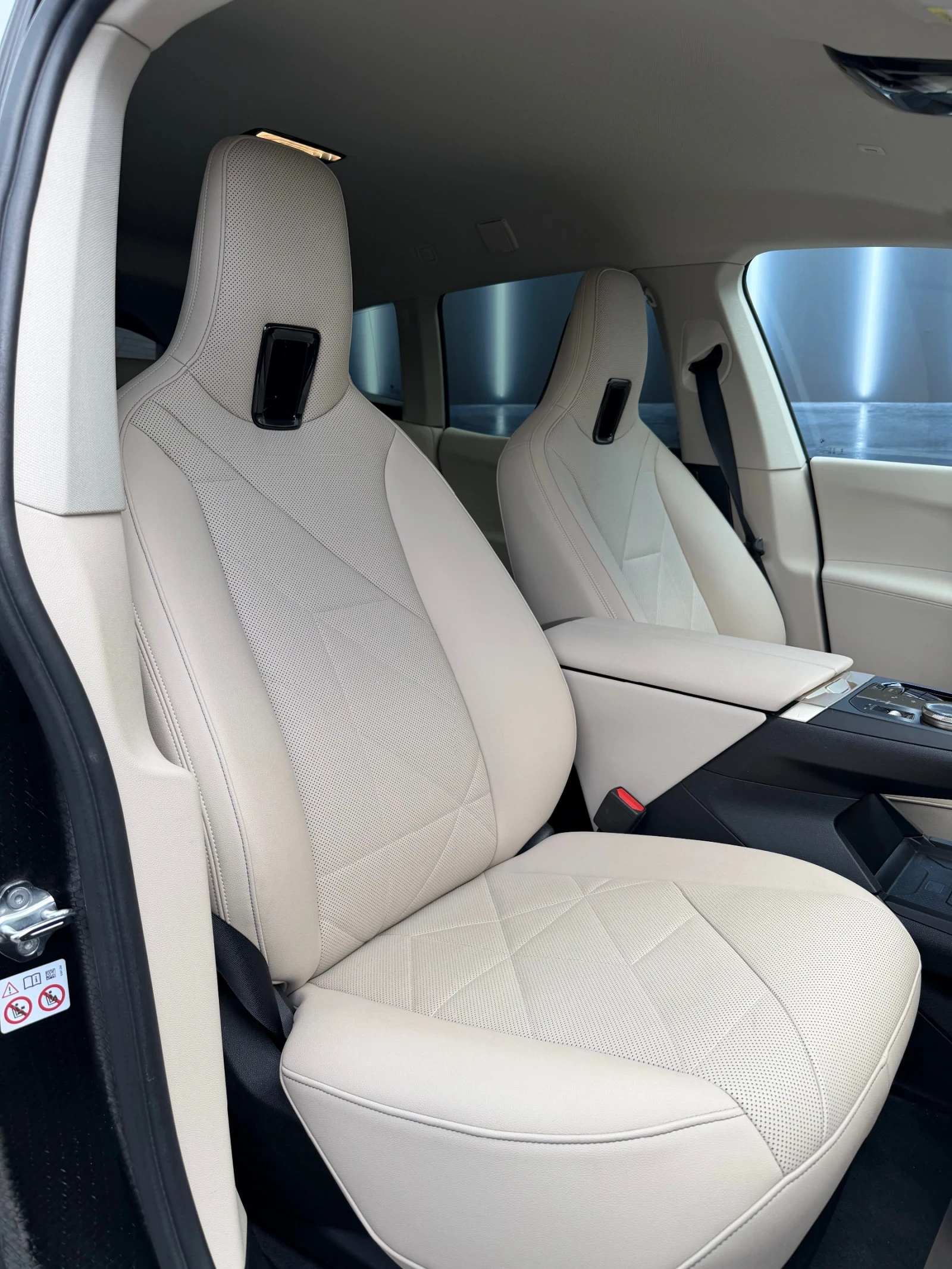 BMW iX Xdrive40/Led/Kam360 /Leder/Hud, снимка 13 - Автомобили и джипове - 54817341