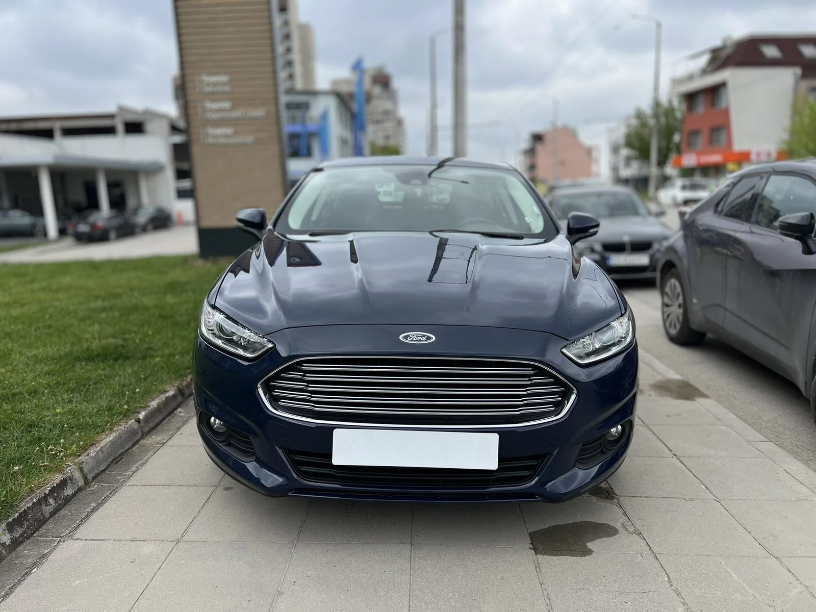 Ford Mondeo 1.5 EcoBoost, снимка 2 - Автомобили и джипове - 55006462