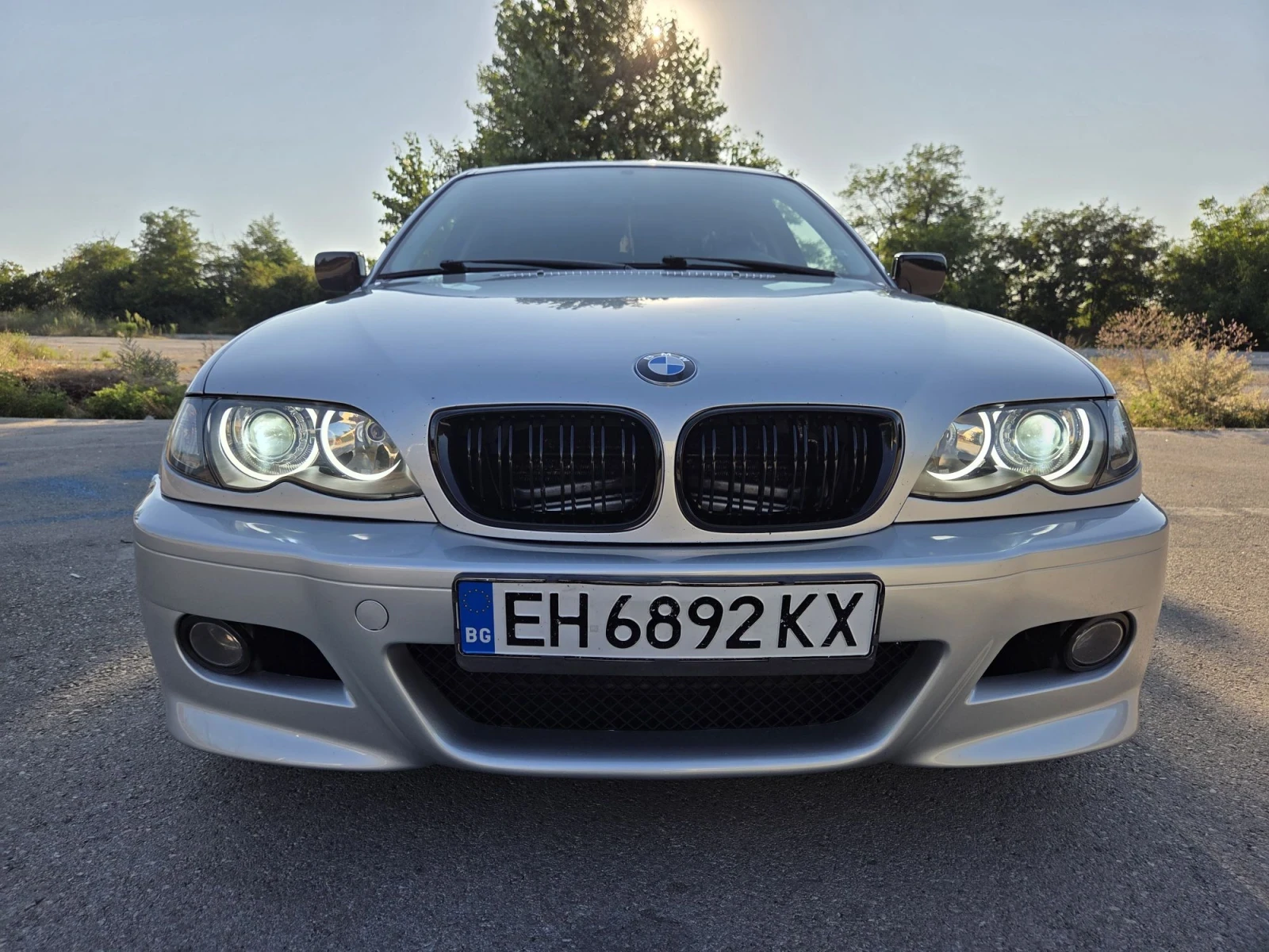 BMW 320, снимка 14 - Автомобили и джипове - 55574560