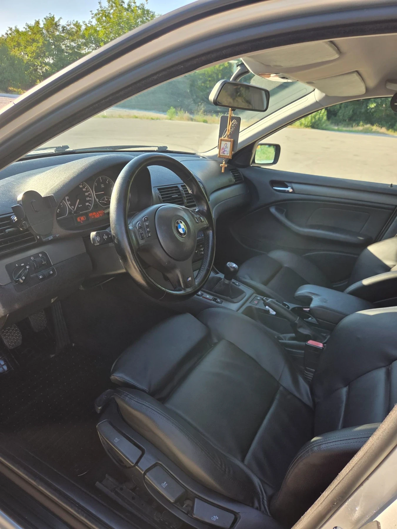 BMW 320, снимка 9 - Автомобили и джипове - 55574560