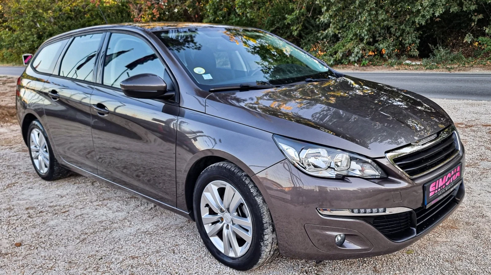 Peugeot 308 1.6 Blue -HDI Bisiness Pack, снимка 2 - Автомобили и джипове - 56011324