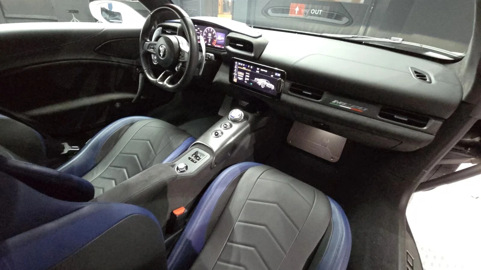 Maserati MC20, снимка 7 - Автомобили и джипове - 56686145