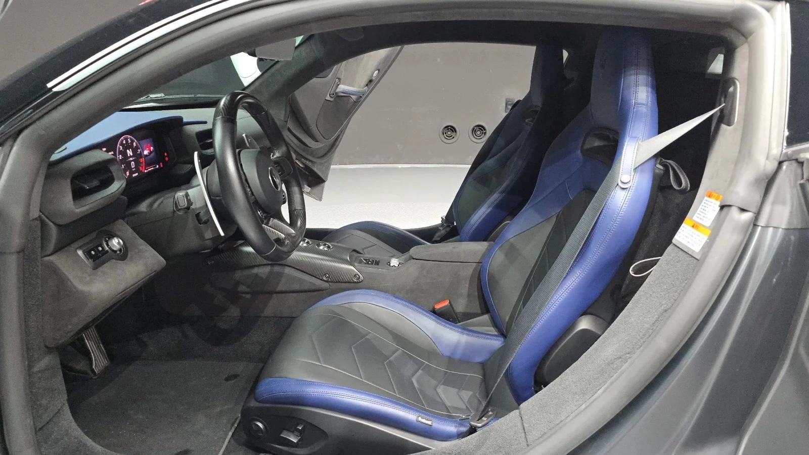 Maserati MC20, снимка 10 - Автомобили и джипове - 56686145