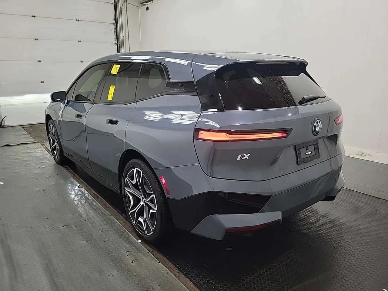 BMW iX | Mobile.bg � ����������� 3