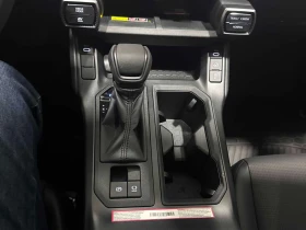 Toyota Rav4  AWD / CARFAX / АВТОКРЕДИТ, снимка 12