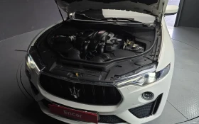 Maserati Levante GTS| B&W| ПАНО| ALCANTARA| ОБДУХ | Auto.bg — изображение 15