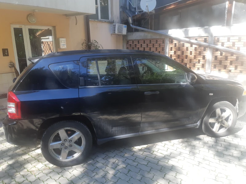 Jeep Compass, снимка 4 - Автомобили и джипове - 47668522