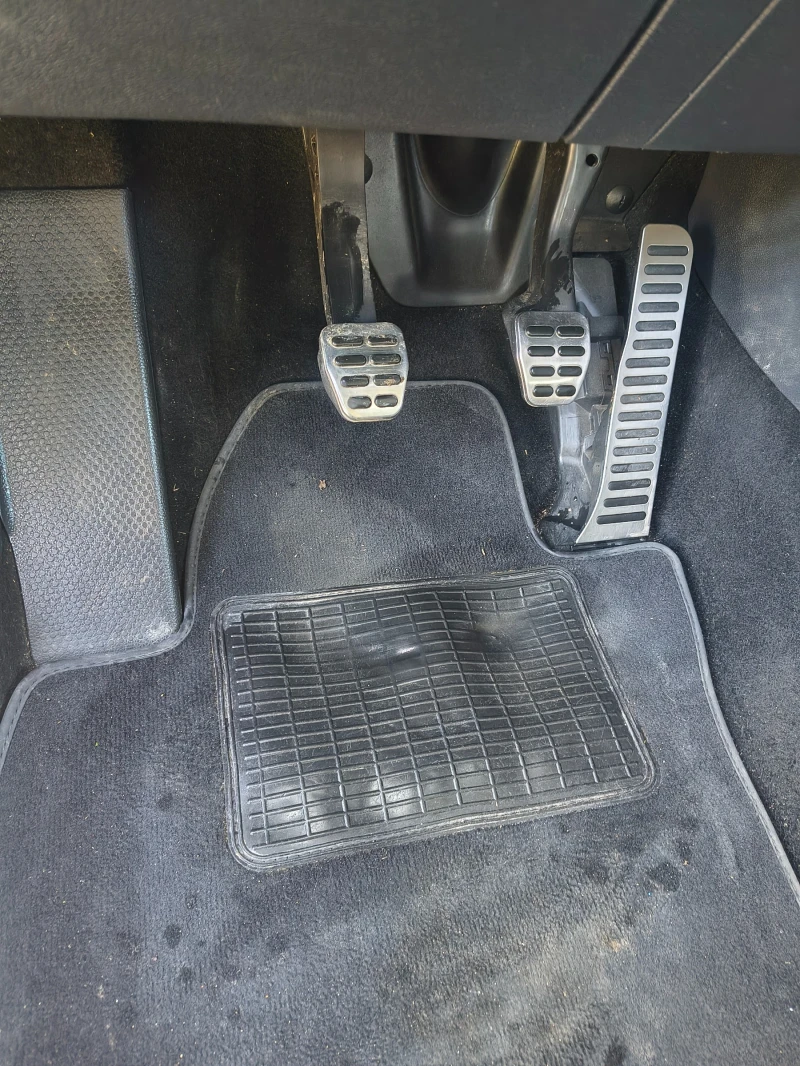 Skoda Yeti 1, 4 ТSI, снимка 11 - Автомобили и джипове - 52722707