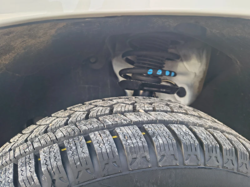 Skoda Yeti 1, 4 ТSI, снимка 8 - Автомобили и джипове - 52722707