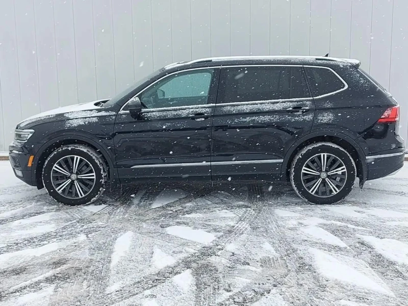 VW Tiguan Highline* 4motion* Fender* Подгреви* 360, снимка 6 - Автомобили и джипове - 53121636