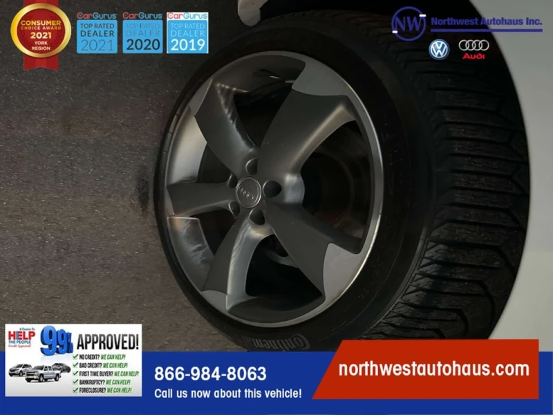 Audi Q3 quattro Prestige  CARFAX, снимка 4 - Автомобили и джипове - 53189762