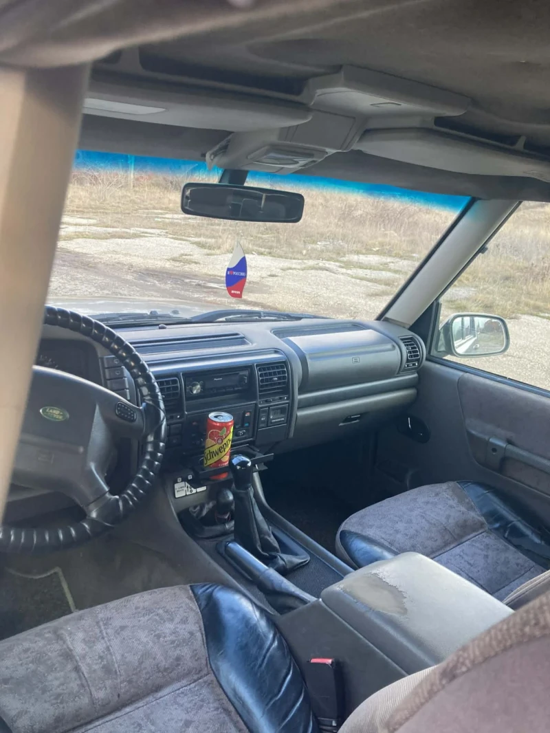 Land Rover Discovery, снимка 13 - Автомобили и джипове - 53404477