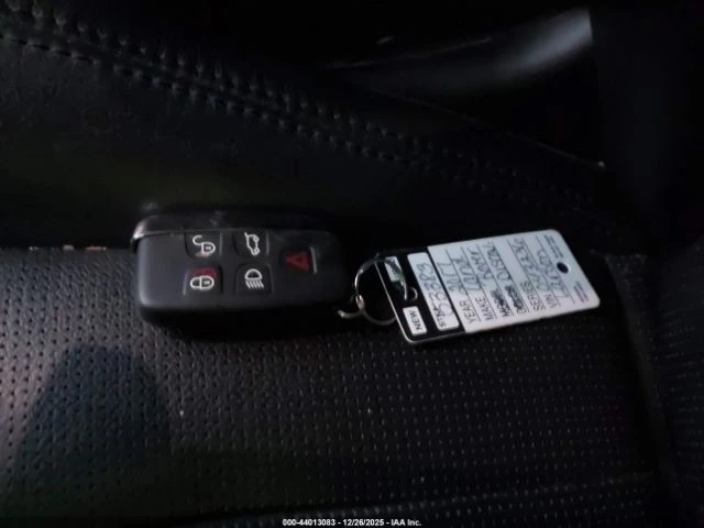 Land Rover Discovery HSE* 3.0L 340HP* Клип на мотор* Крайна цена, снимка 14 - Автомобили и джипове - 53245970