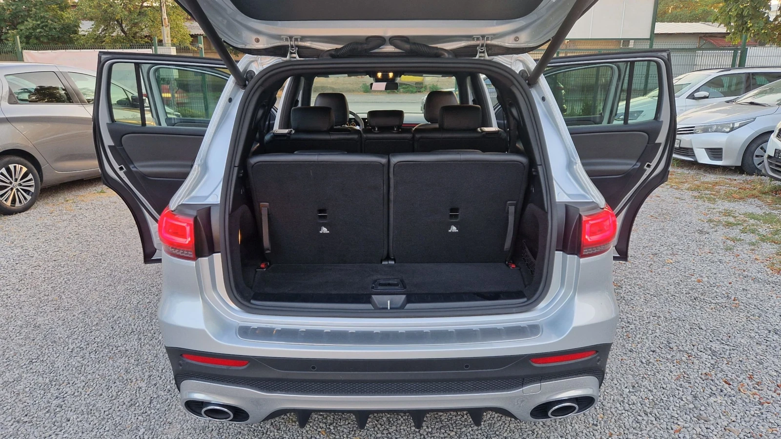 Mercedes-Benz GLB 35 AMG 4 MATIK 6+ 1   | Mobile.bg   11
