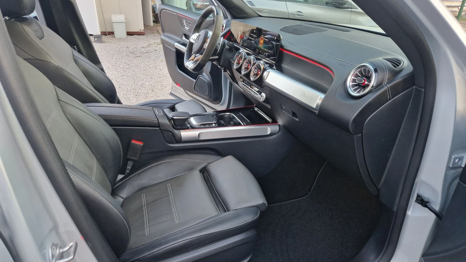 Mercedes-Benz GLB 35 AMG 4 MATIK 6+ 1   | Mobile.bg   14