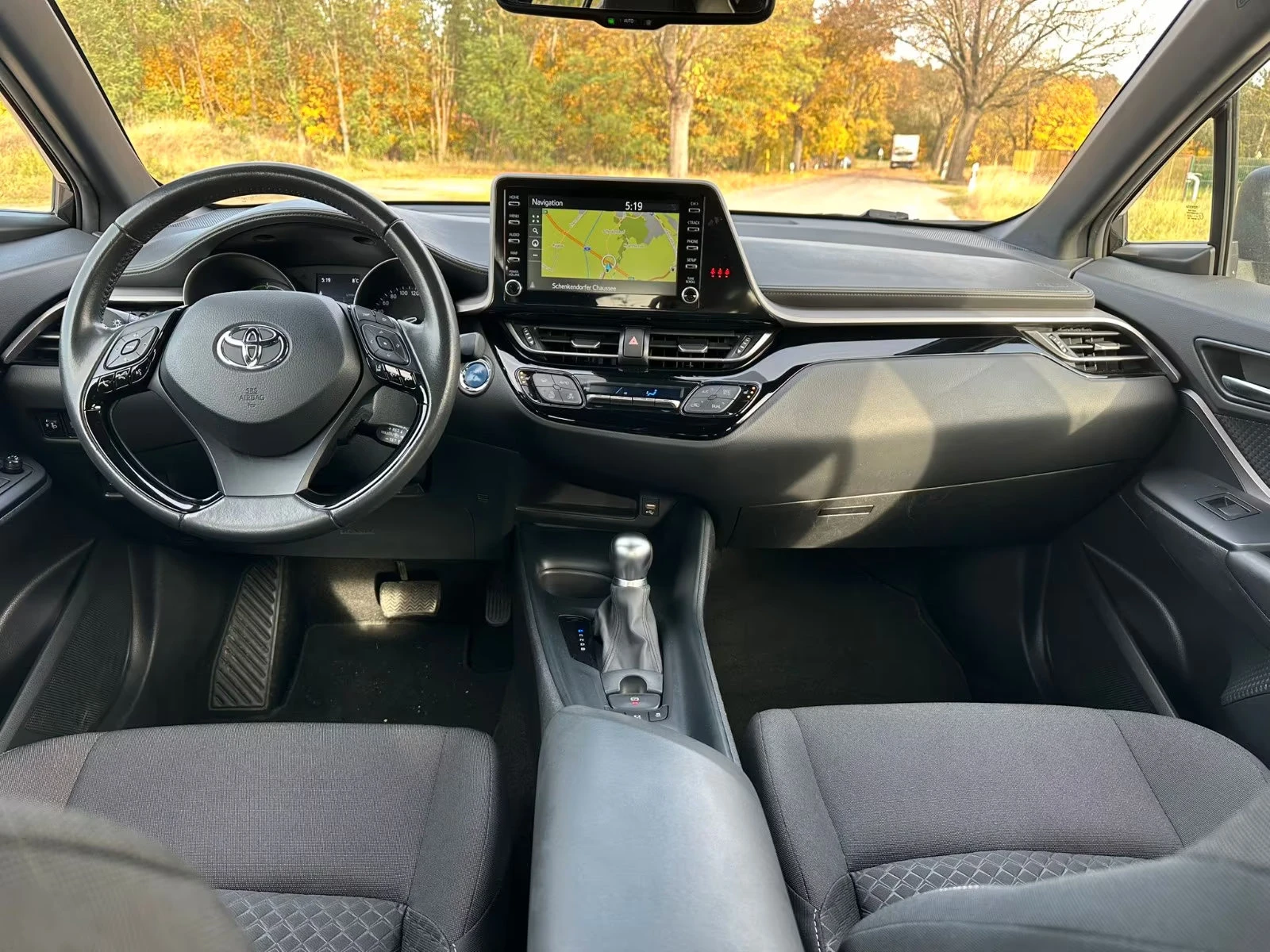 Toyota C-HR 1.8HEV/122HP/ACC/CPLAY/BSA/KLESS/LED/NAVI/898f | Mobile.bg   11