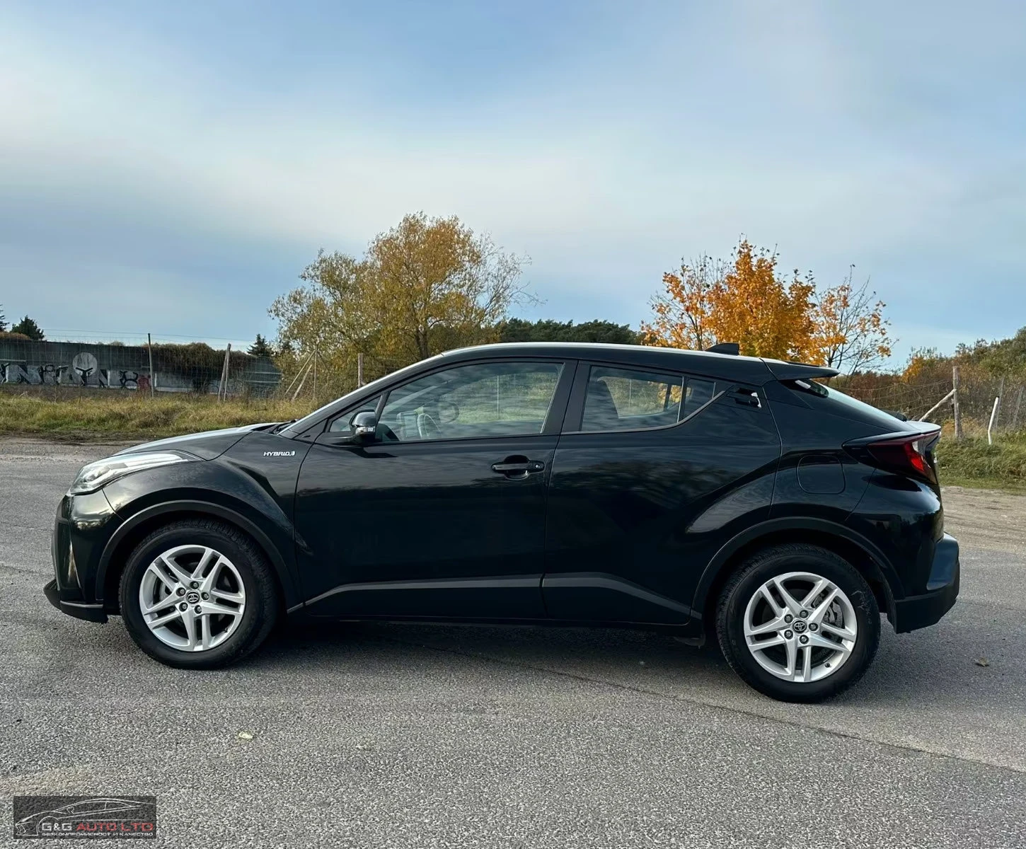 Toyota C-HR 1.8HEV/122HP/ACC/CPLAY/BSA/KLESS/LED/NAVI/898f - изображение 5