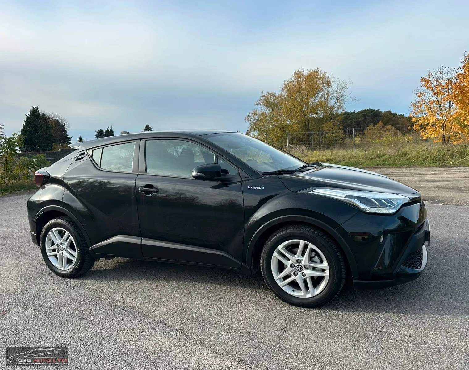 Toyota C-HR 1.8HEV/122HP/ACC/CPLAY/BSA/KLESS/LED/NAVI/898f - изображение 8
