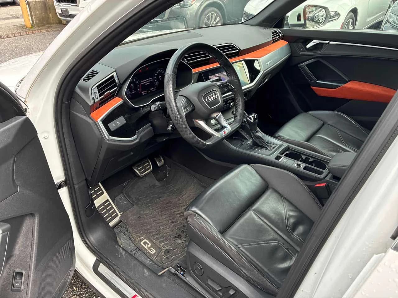 Audi Q3 * Progressiv * DIGITAL * ПРЕДСТАВИТЕЛСТВО * S-LINE, снимка 5 - Автомобили и джипове - 54084263