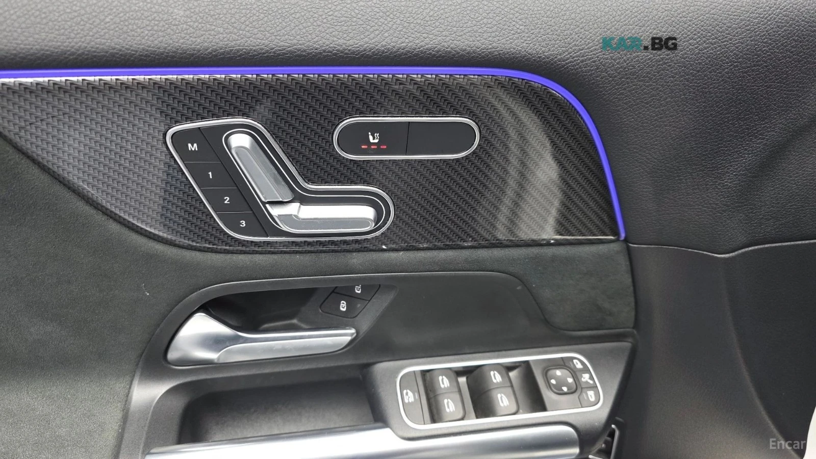 Mercedes-Benz GLA 250 * 4MATIC* КОЖА* ПОДГРЕВ* ПАНОРАМА* КАМЕРА* NAVI* L, снимка 17 - Автомобили и джипове - 54892609
