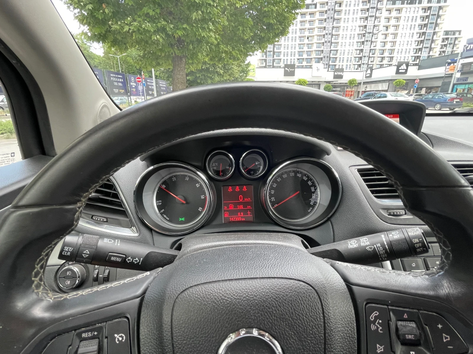 Opel Mokka 1.6 дизел кожа нави камера , снимка 12 - Автомобили и джипове - 54998134