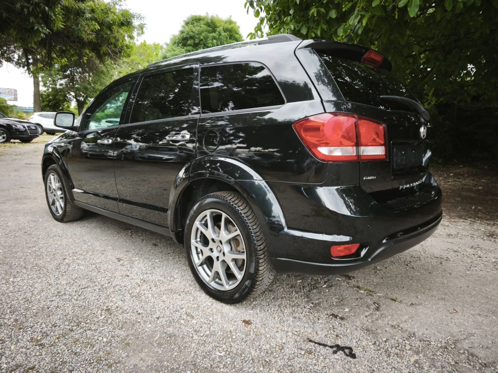 Fiat Freemont * * 2.0D-170CV-4X4* * LUXURY* * ITALIA* * , снимка 4 - Автомобили и джипове - 55221797