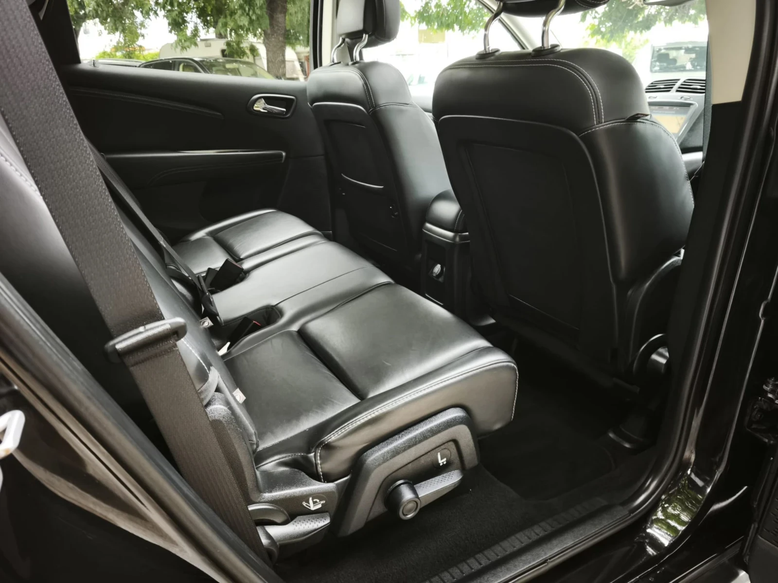 Fiat Freemont * * 2.0D-170CV-4X4* * LUXURY* * ITALIA* * , снимка 11 - Автомобили и джипове - 55221797