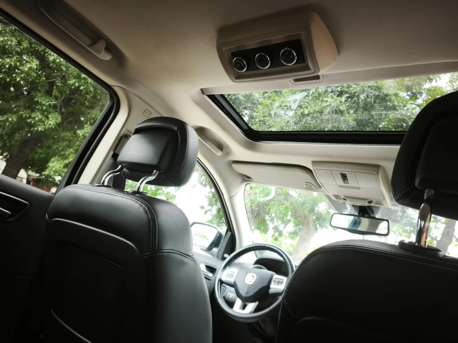 Fiat Freemont * * 2.0D-170CV-4X4* * LUXURY* * ITALIA* * , снимка 12 - Автомобили и джипове - 55221797