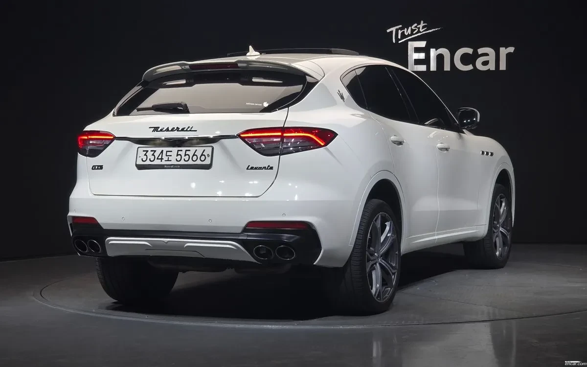 Maserati Levante GTS| B&W| ����| ALCANTARA| ����� | Mobile.bg � ����������� 4