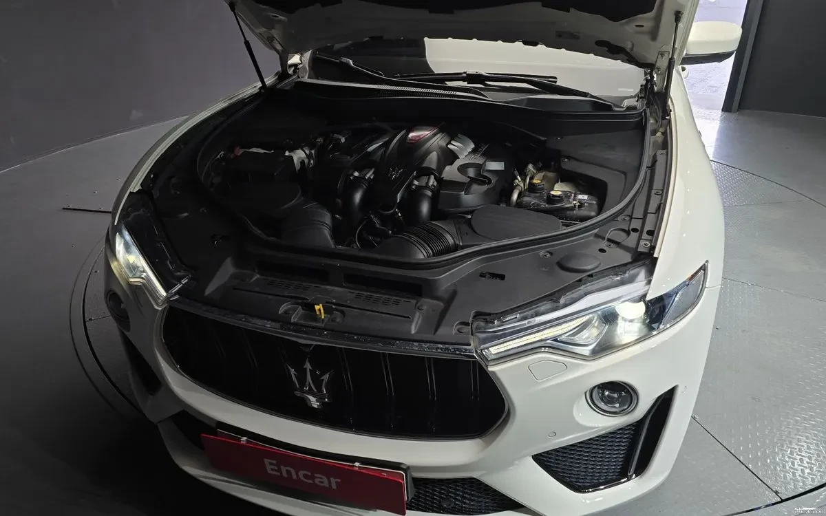 Maserati Levante GTS| B&W| ����| ALCANTARA| ����� | Mobile.bg � ����������� 15