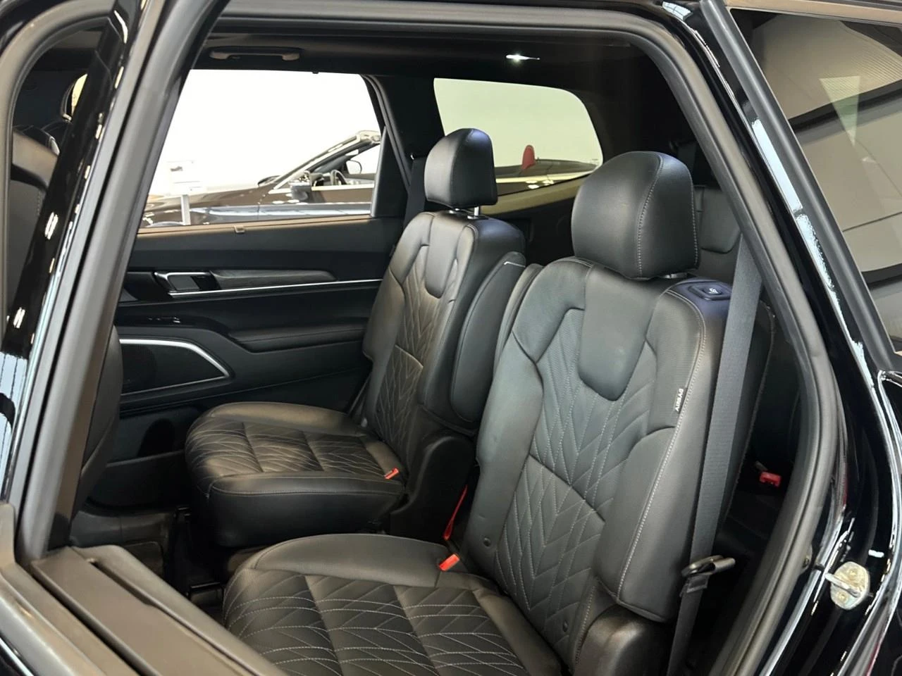 Kia Telluride X-Line AWD, снимка 9 - Автомобили и джипове - 55435169