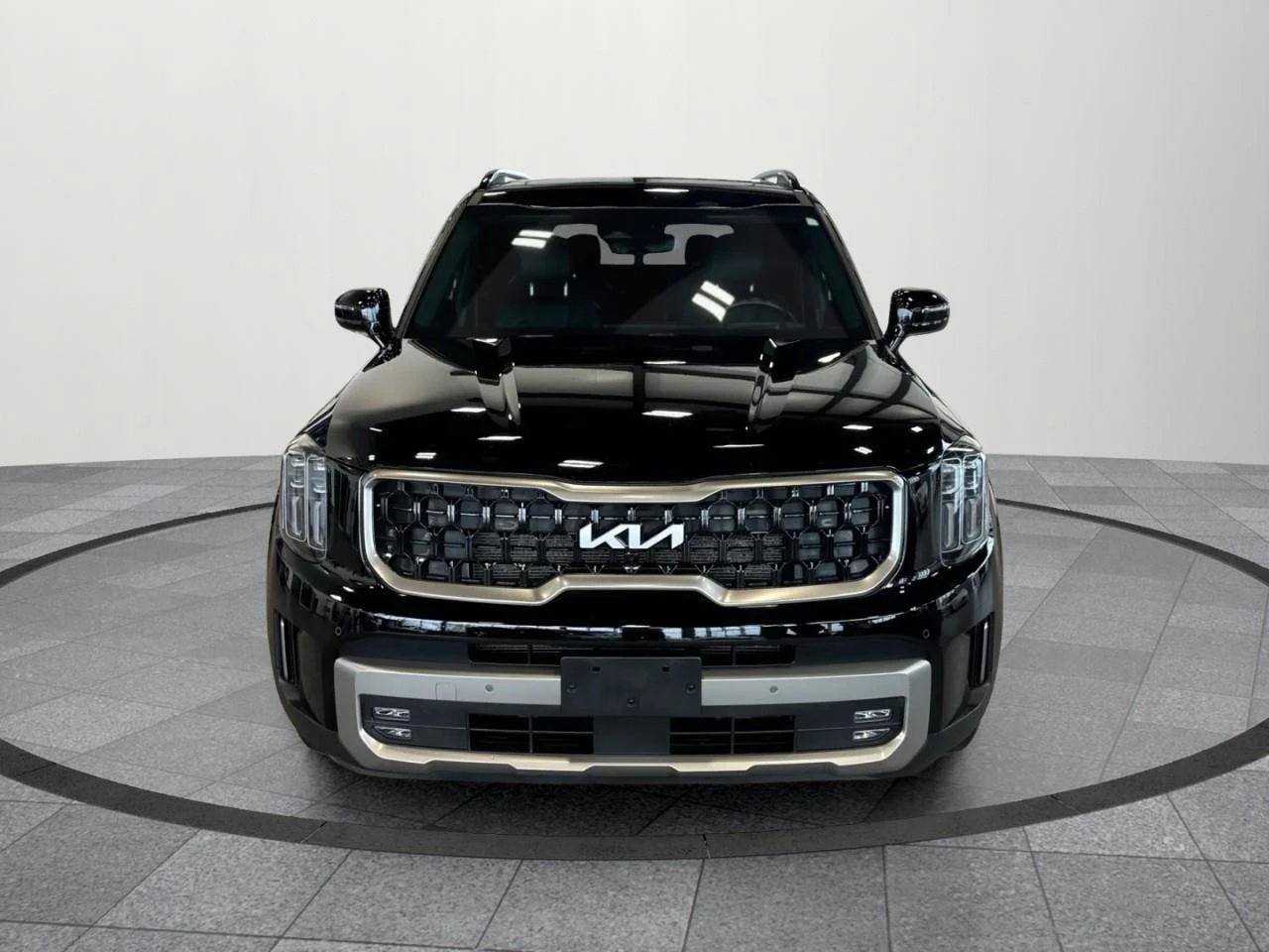 Kia Telluride X-Line AWD, снимка 2 - Автомобили и джипове - 55435169