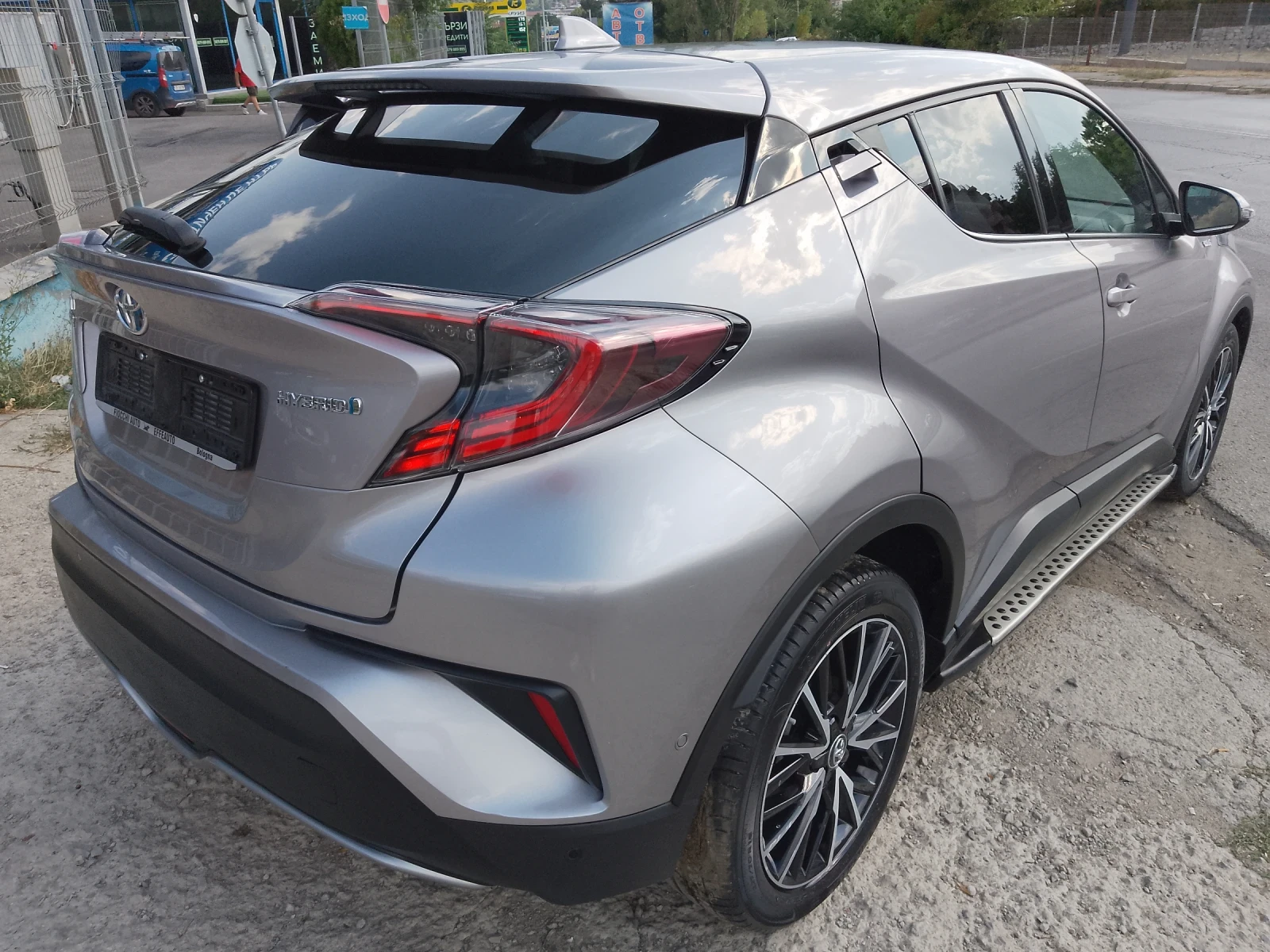 Toyota C-HR 1.8 HYBRID/FULL, снимка 5 - Автомобили и джипове - 55829034