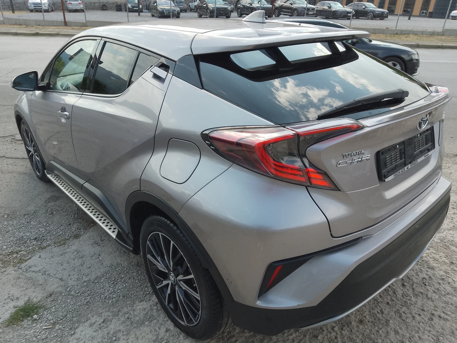 Toyota C-HR 1.8 HYBRID/FULL, снимка 7 - Автомобили и джипове - 55829034