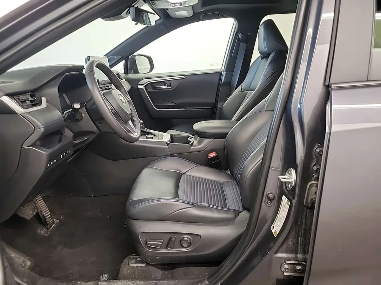 Toyota Rav4 * HYBRID XSE * CARFAX *  | Mobile.bg � ����������� 5