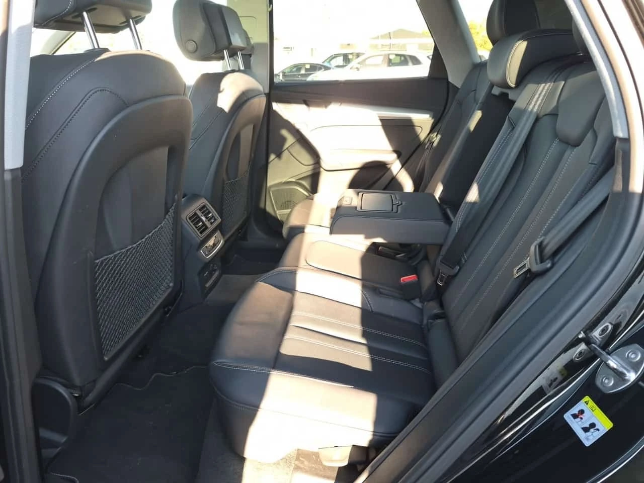Audi Q5 * 45 Tfsi Quattro Technik * CARFAX * , снимка 12 - Автомобили и джипове - 56655697