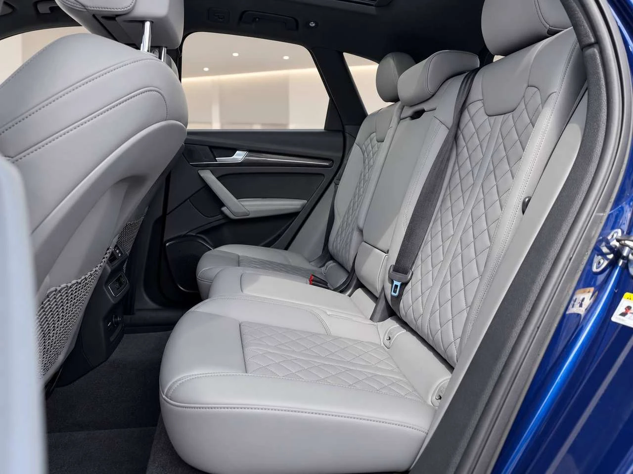 Audi SQ5 Progressiv, снимка 11 - Автомобили и джипове - 56677771