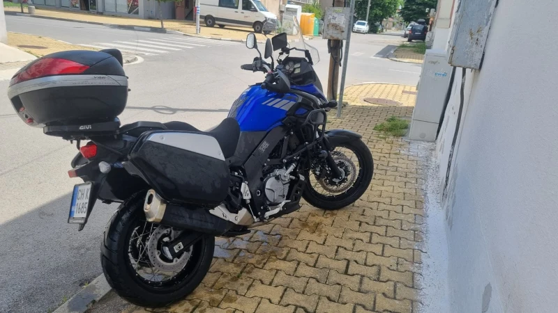 Suzuki V-strom 650