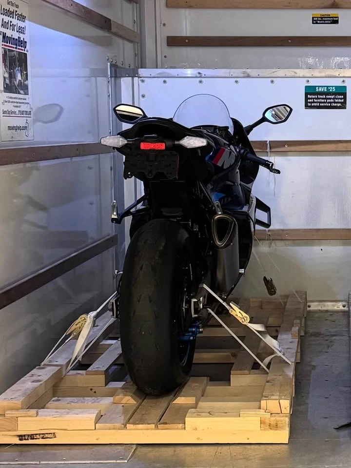 BMW M * 1000rr CARBON* CARFAX * БЕЗ ПЪРВОНАЧАЛНА ВНОСКА - изображение 3