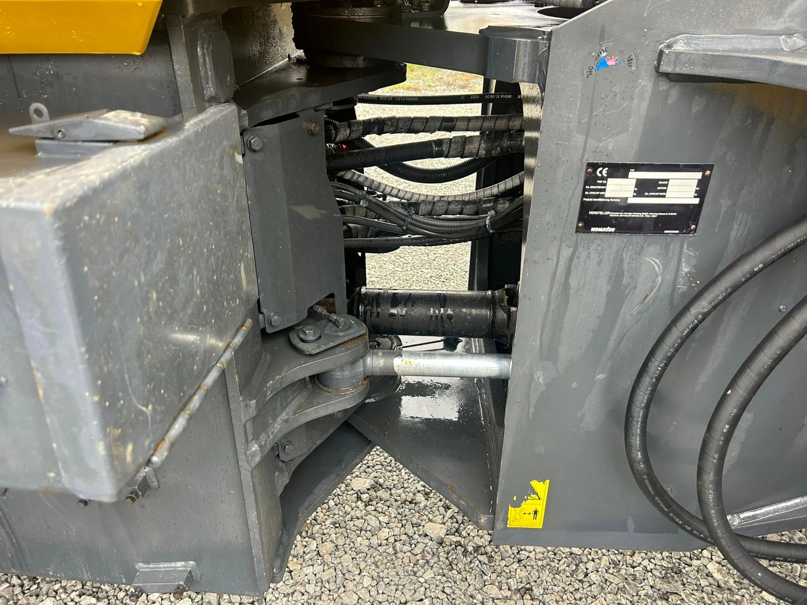 Челен товарач Komatsu WA 380-7 ЛИЗИНГ - изображение 9