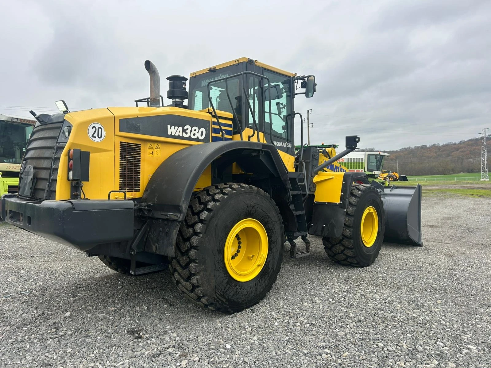 Челен товарач Komatsu WA 380-7 ЛИЗИНГ - изображение 5