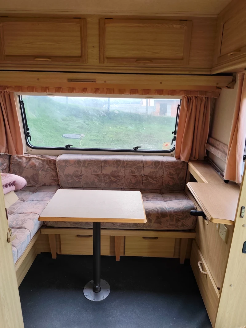 Каравана Eldis, снимка 14 - Каравани и кемпери - 52578851