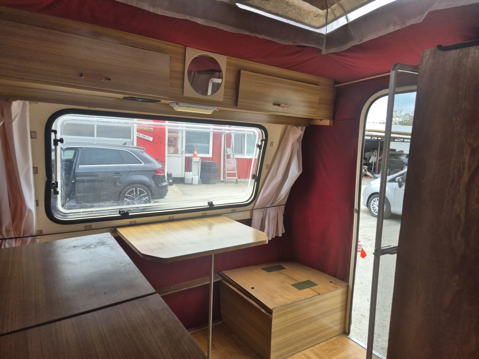 Каравана Adria PREDOM N - 127, снимка 14 - Каравани и кемпери - 54376775